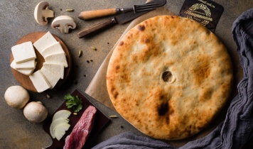 МИЗУР    1 кг. 
(с мясом, сыром и грибами)
 МИЗУР    1 кг. 
(с мясом, сыром и грибами)