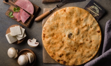 ФИАГДОН    1 кг. 
(с ветчиной, сыром и грибами) ФИАГДОН    1 кг. 
(с ветчиной, сыром и грибами)