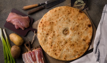 САНИБА   1 кг. 
(с беконом, курицей и картофелем) САНИБА   1 кг. 
(с беконом, курицей и картофелем)