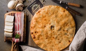 МОЗДОК    1 кг. 
(с беконом, сыром и грибами)
 МОЗДОК    1 кг. 
(с беконом, сыром и грибами)